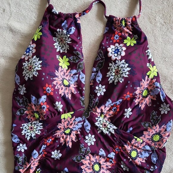 ANNE COLE 1 PIECE SWIM, size 12 multiple  colors, main color is deep  burgundy. - Picture 5 of 7